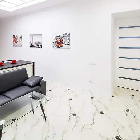 гарна в центрі