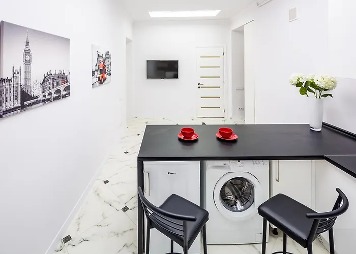 гарна в центрі * Lviv